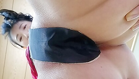 Hot milf gets her pussy eaten and creamed