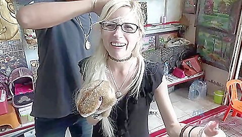 Slutty slut loves to fuck