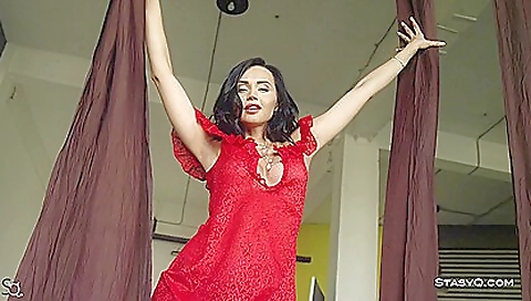 Tit beneath the bestesters with two sexy girls