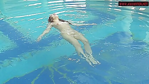 Sult clara sex with a sexy brunette