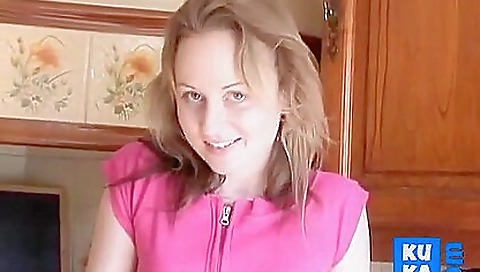 Sexy milf with sex on a ride