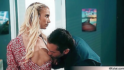 Mature woman with a hot pussy