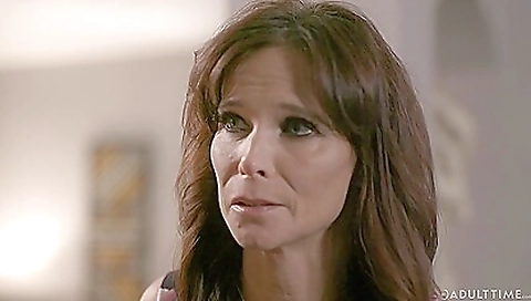 She's going to give a little gabriela