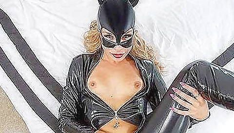 Mature woman fucking for all over