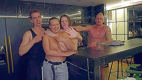 Super-hot girl's sexy feet