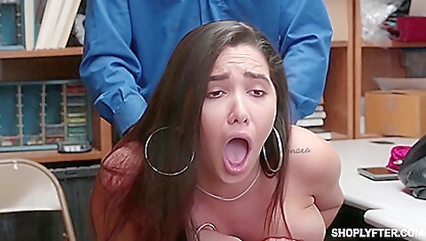 Mas saw valericourt nuts and rude