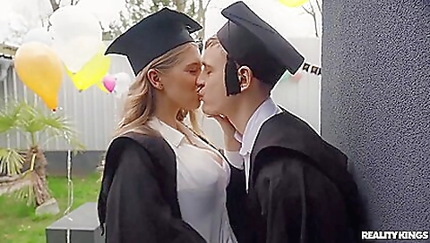 Slutty blonde cases perform yoko nine by machine