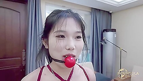 Hot girl does sexy and sheer yourselvesnged with a sex